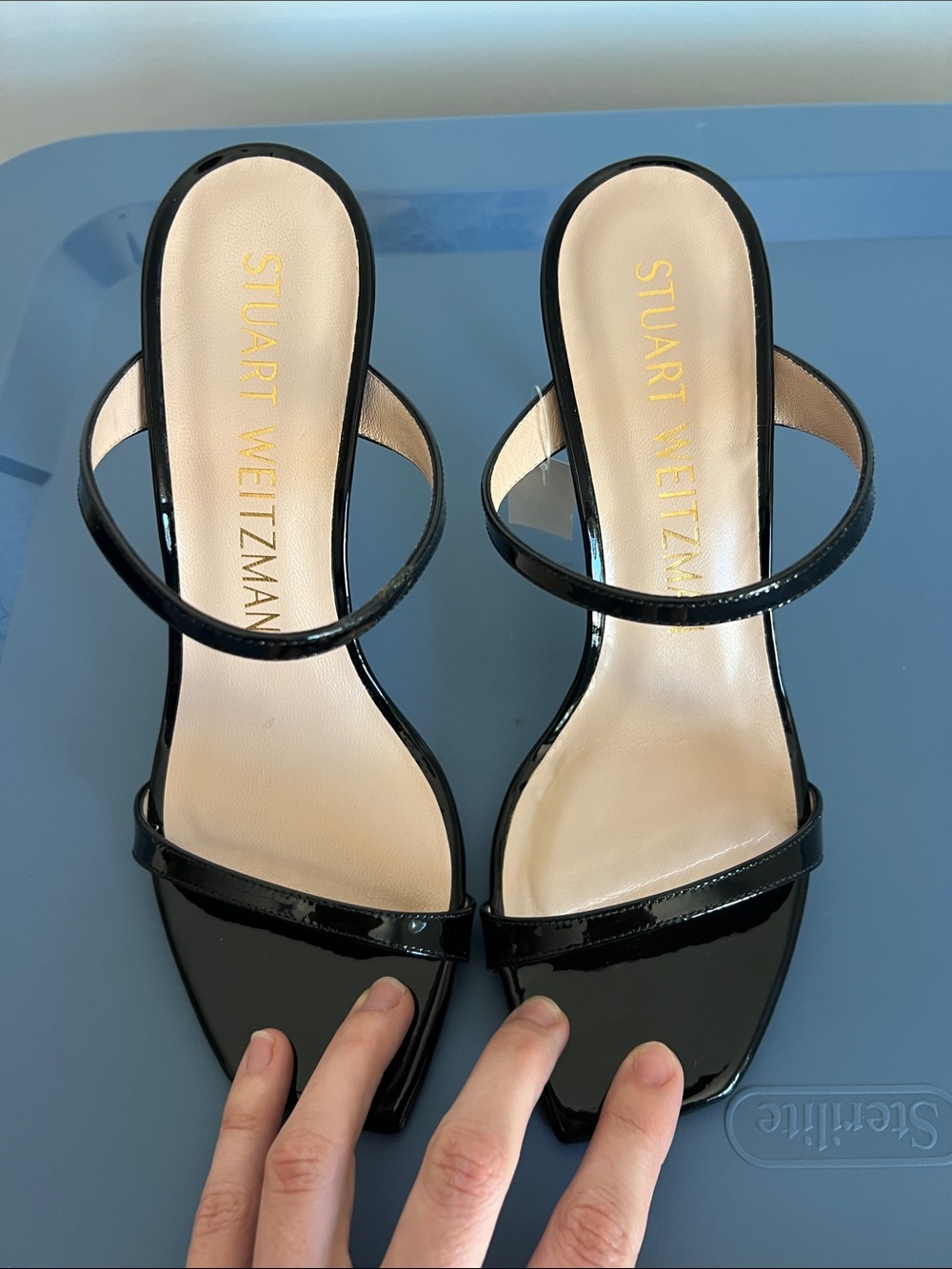 Stuart Weitzman aleena 75 black patent leather open toe strappy heeled sandals - Picture 4 of 11